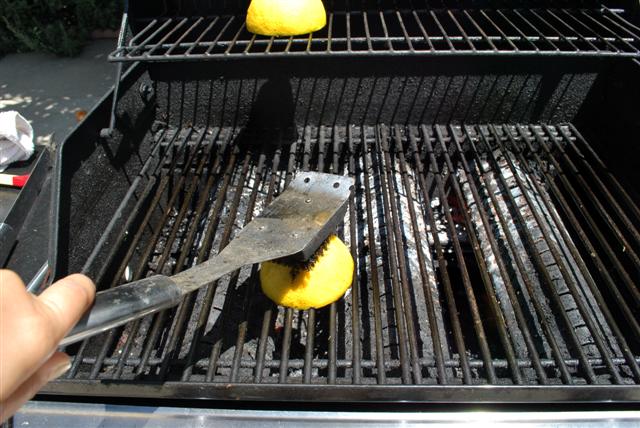 grill-cleaning6-small