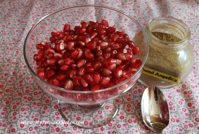 pomegranate-seeds-angelica4-small
