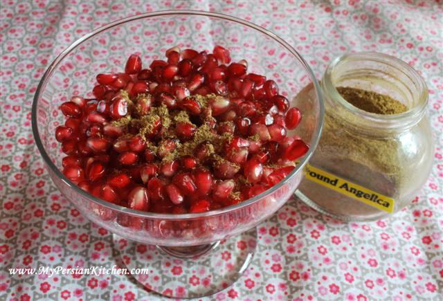 pomegranate-seeds-angelica5-small